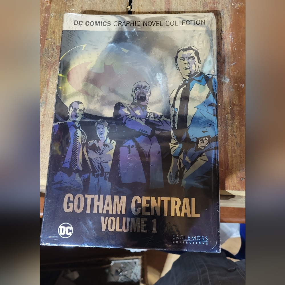 2 Batman Graphic Novels